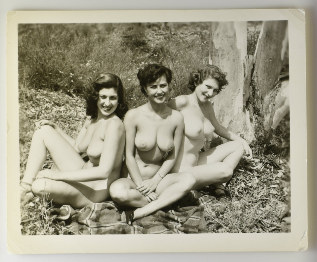 Original Photo Risqué Pinup Vintage Female Nude [RTR−F00218 ]